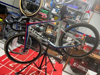 Used Custom4 Aerodynamico 2019 Road & Gravel, White — image 2 of 6