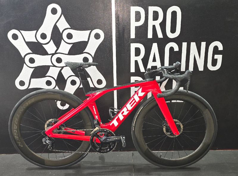 Trek Madone SLR 9 Gen 7 2024 2024 Road & Gravel d'occasion