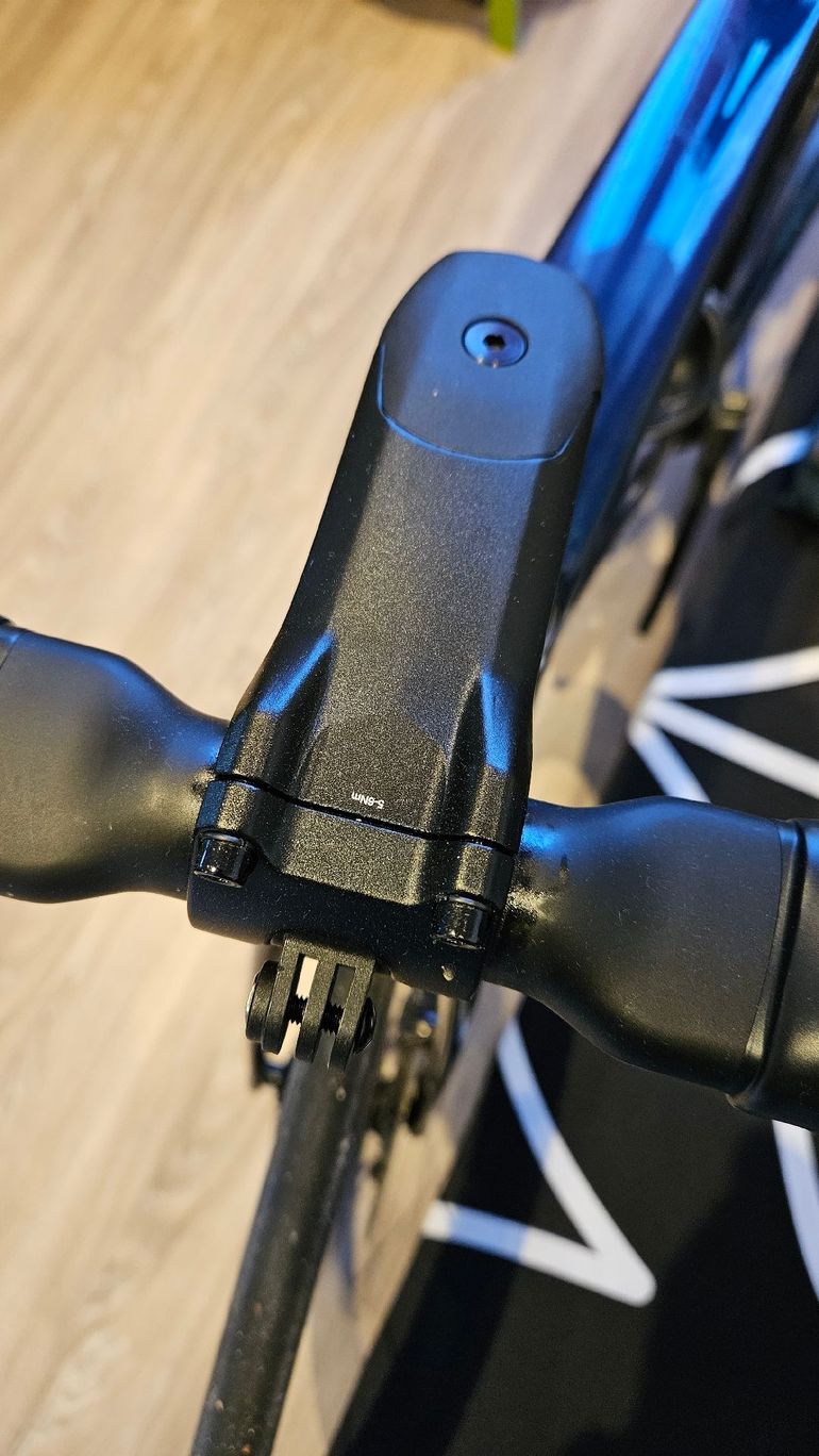 Used Lapierre Xelius DRS 5.0 2025 2025 Road & Gravel — image 8 of 12