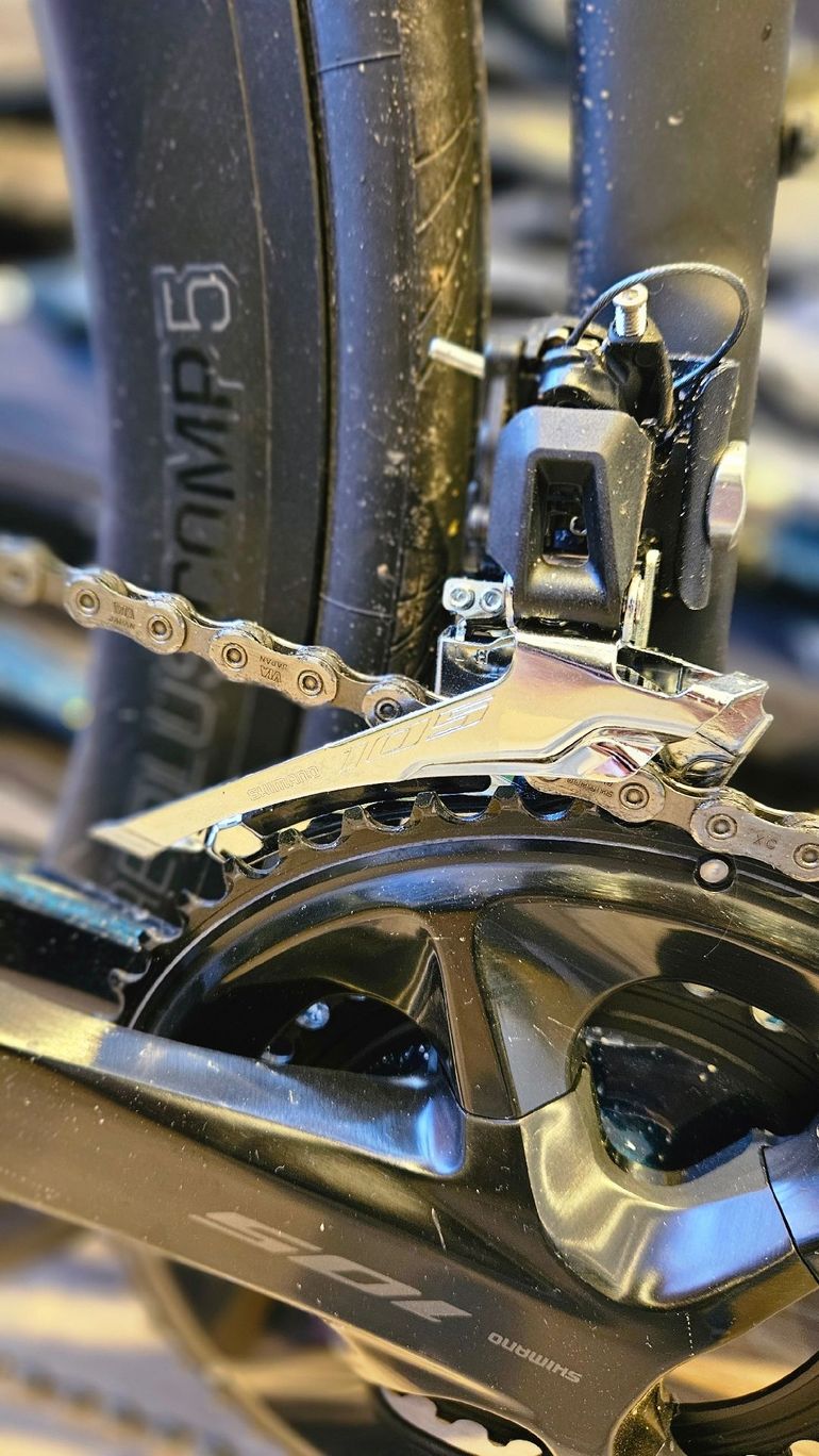 Used Lapierre Xelius DRS 5.0 2025 2025 Road & Gravel — image 5 of 12