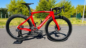 Gebrauchtes Pinarello Dogma Shimano Ultegra Di2 2021 Road & Gravel, Rot — Bild 2 von 11