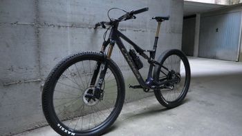 Used Orbea Oiz SRAM GX Eagle AXS 2023 Mountainbike, Morado — image 2 of 6