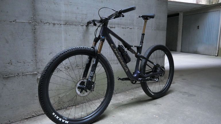 Used Orbea Oiz SRAM GX Eagle AXS 2023 Mountainbike, Morado — image 2 of 6