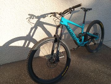 Used Specialized Enduro Comp 2021 2021 Mountainbike, Blue, 29 — image 1 of 9