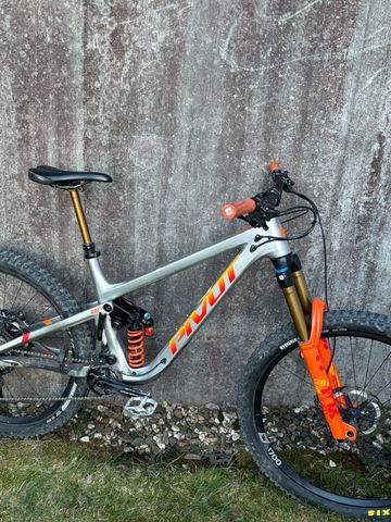 Tweedehands Pivot Firebird Shimano XTR 2024 Mountainbike — afbeelding 9 van 9