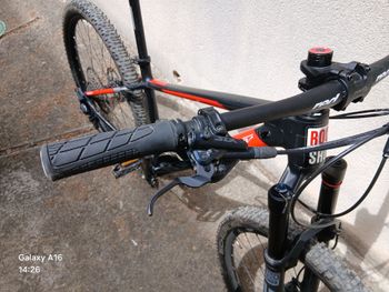 Used Wilier 101x Shimano SLX 2023 Mountainbike, Negro — image 7 of 7