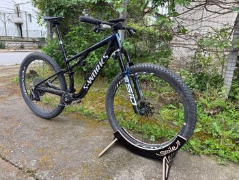 Used Specialized S-Works Epic 8 - SRAM XX SL AXS, RockShox Ultimate Flight Attendant 2024 2024 Mountainbike, Blue, 29 — image 3 of 11