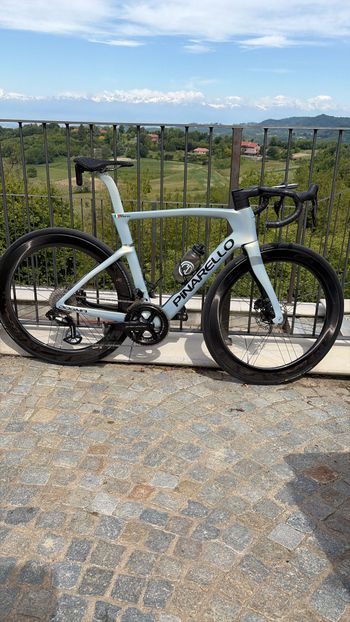 Used Specialized Tarmac Shimano Dura Ace Di2 2025 Road & Gravel, Black — image 12 of 19