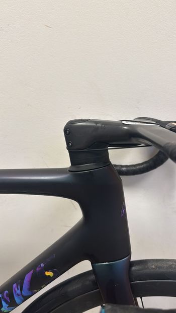 Used Specialized Tarmac Shimano Dura Ace Di2 2025 Road & Gravel, Black — image 8 of 10