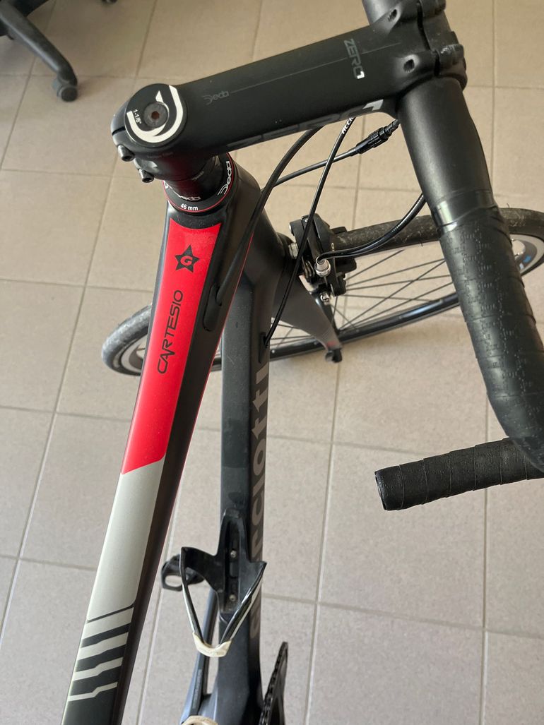 Used Guerciotti Guerciotti Custom Shimano 105 2017 Road & Gravel, Schwarz — image 4 of 4