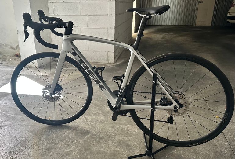 Used Trek Emonda Shimano Ultegra 2020 Road & Gravel, Light Gray — image 3 of 9