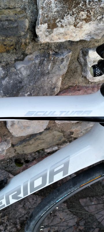 Used Merida Scultura Shimano 105 2018 Road & Gravel, White — image 1 of 8