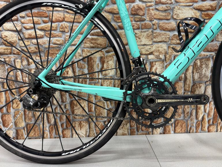 Used Bianchi Specialissima CV 2016 Road & Gravel, Blue — image 3 of 9