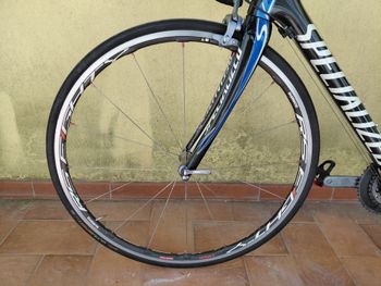 Used Specialized Tarmac Shimano Ultegra 2009 Road & Gravel — image 7 of 18
