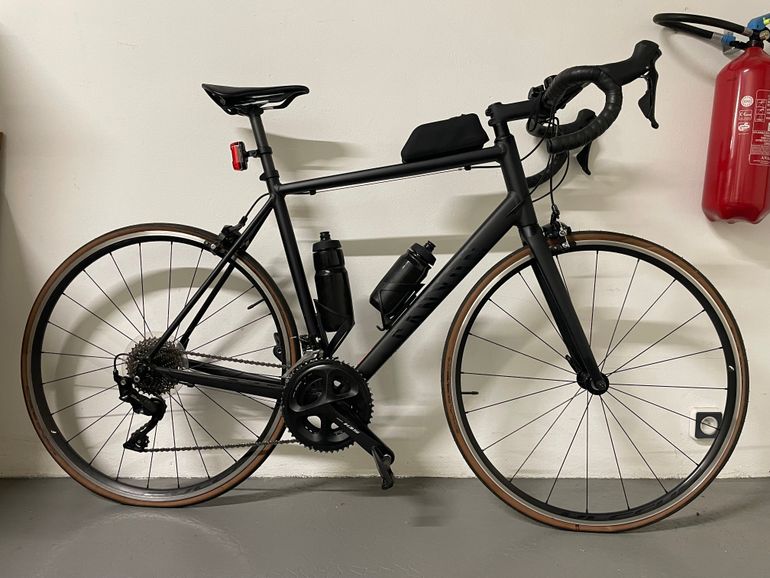 Used Canyon Endurace Shimano 105 2021 Road & Gravel, Hellgrau — image 1 of 5