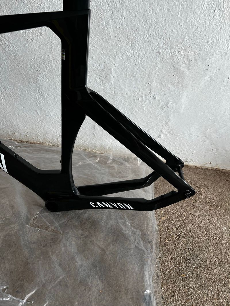 Used Canyon Speedmax CFR TT 2026 Frameset 2026 Road & Gravel, Black — image 8 of 9