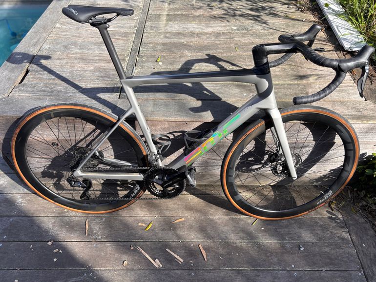 Used BMC Teammachine SLR01 TWO 2023 2023 Road & Gravel — image 1 of 5