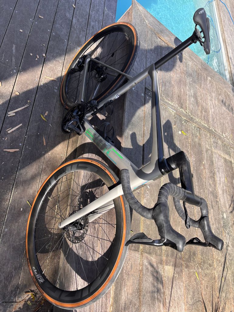 Used BMC Teammachine SLR01 TWO 2023 2023 Road & Gravel — image 4 of 5