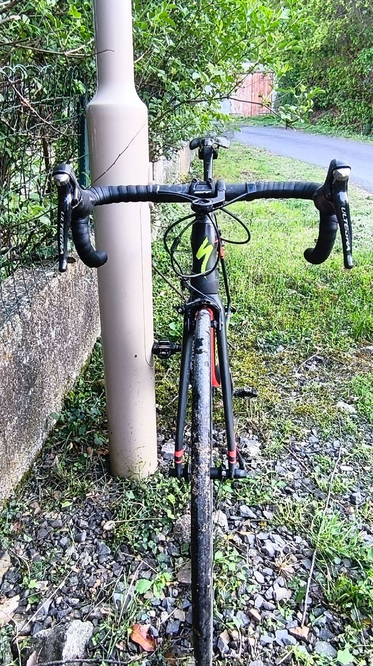 Used Specialized Specialized Tarmac Expert 2017 Road & Gravel, Black — image 4 of 4