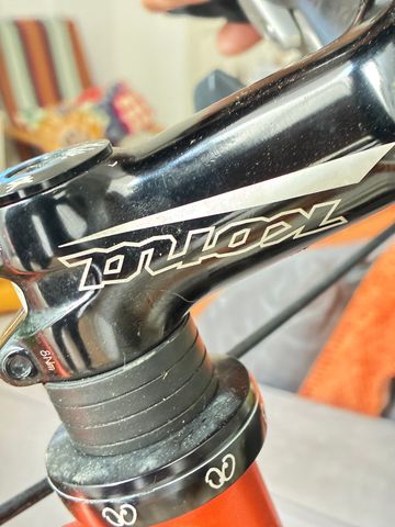 Kona Lava Dome 1996 1996 Mountainbike usato, Arancione — immagine 20 di 24