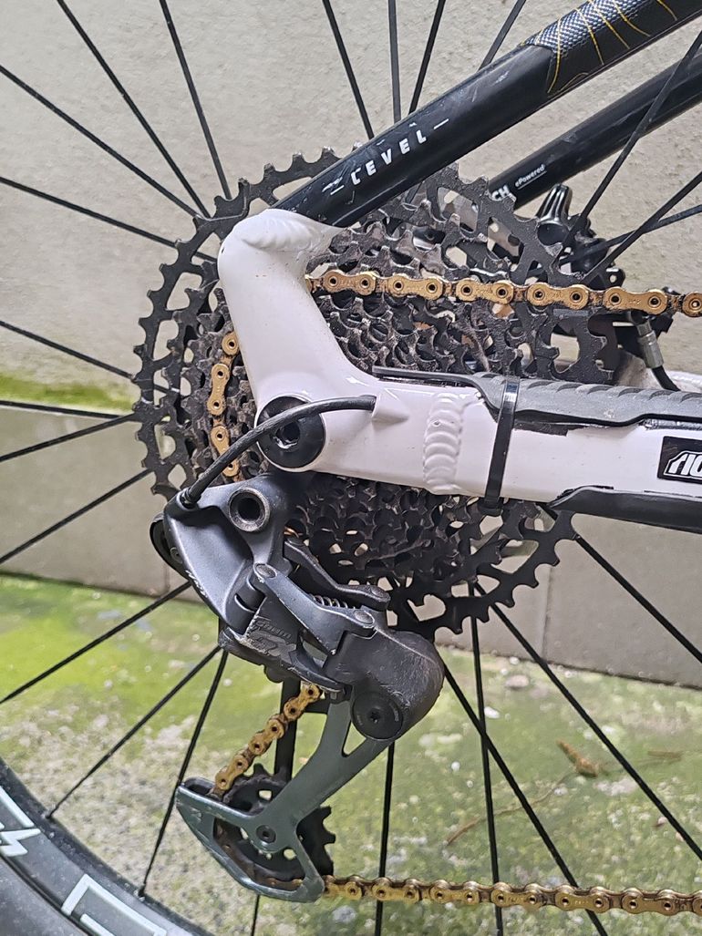 Used Mondraker LEVEL R 2022 2022 Mountainbike, Black, 29 — image 3 of 10