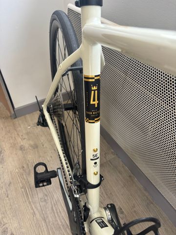 Brugt Trek Domane Shimano Tiagra 2024 Road & Gravel — billede 6 af 7
