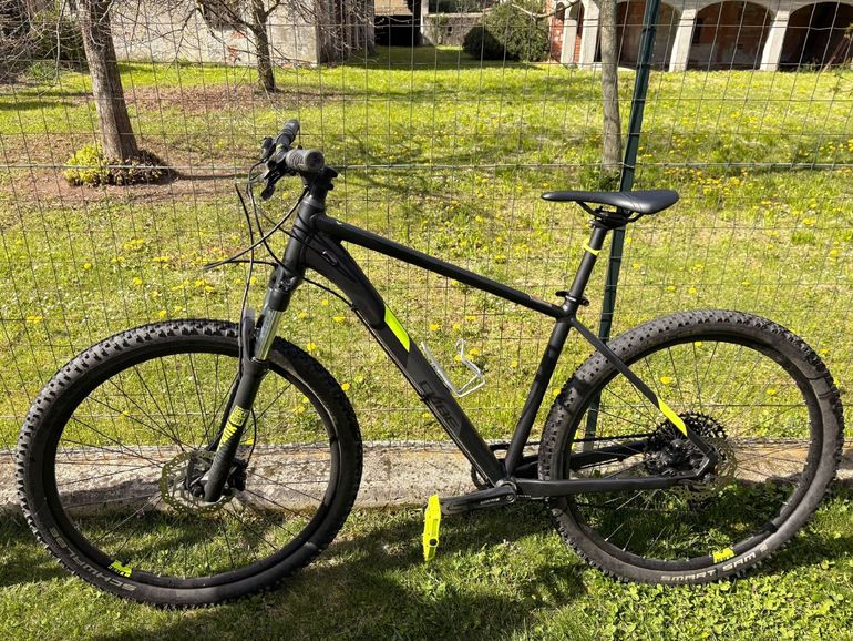 Used CUBE ANALOG 2020 2020 Mountainbike, Black, 27.5, 29 — image 1 of 6
