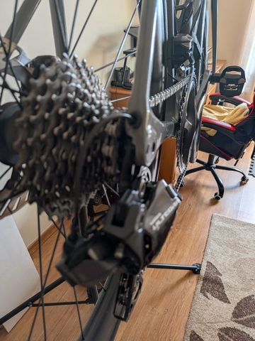 Brugt Canyon Ultimate CF SL 8 Disc Di2 2021 2021 Road & Gravel — billede 7 af 13