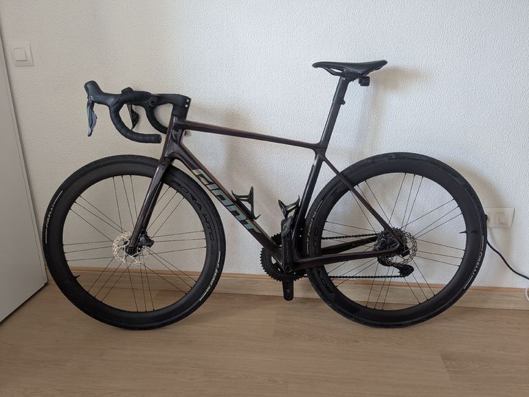 Used Giant TCR Advanced SL 1 2025 2025 Road & Gravel, Red — image 2 of 7