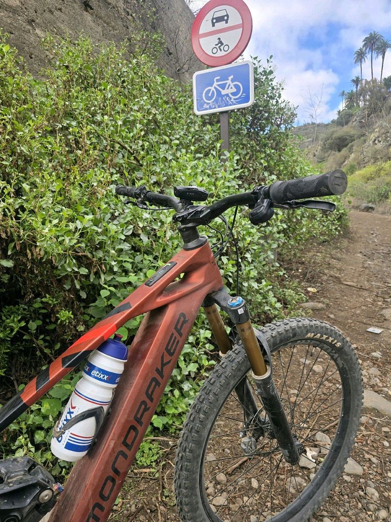 Brugt Mondraker CRAFTY CARBON RR 2025 2025 Mountainbike — billede 11 af 15