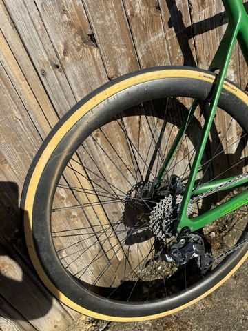 Used BQ-Cyles Custom Shimano Ultegra Di2 2019 Road & Gravel, Green — image 3 of 6