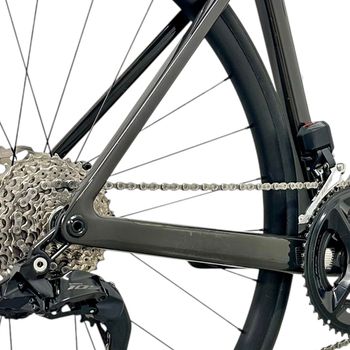 Used Scott Addict RC 40 2024 2024 Road & Gravel, Green — image 5 of 21
