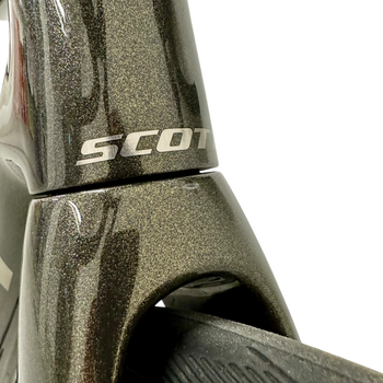Used Scott Addict RC 40 2024 2024 Road & Gravel, Green — image 4 of 21
