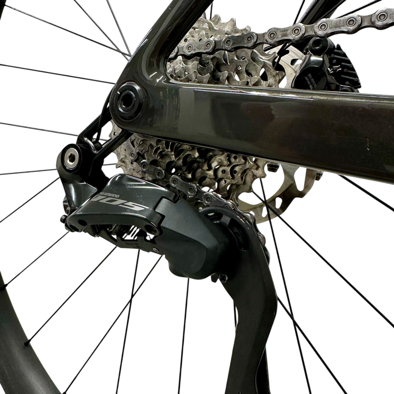 Used Scott Addict RC 40 2024 2024 Road & Gravel, Green — image 13 of 21
