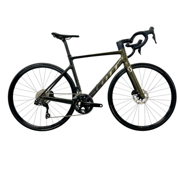 Używany Scott Addict RC 40 2024 2024 Road & Gravel