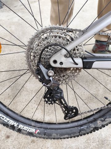 Brugt ORBEA OIZ H30 2022 Mountainbike — billede 10 af 10