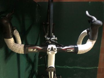 Used Specialized Roubaix Campagnolo Centaur 2017 Road & Gravel, Black — image 2 of 7
