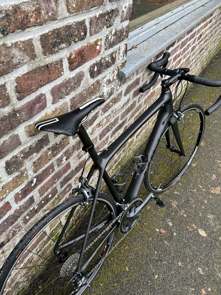 Used Trek Émonda SL 6 2017 2017 Road & Gravel, Black — image 3 of 9