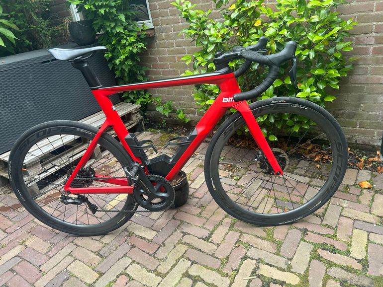 Used BMC Timemachine ROAD 01 FOUR 2020 2020 Road & Gravel, Red — image 1 of 10