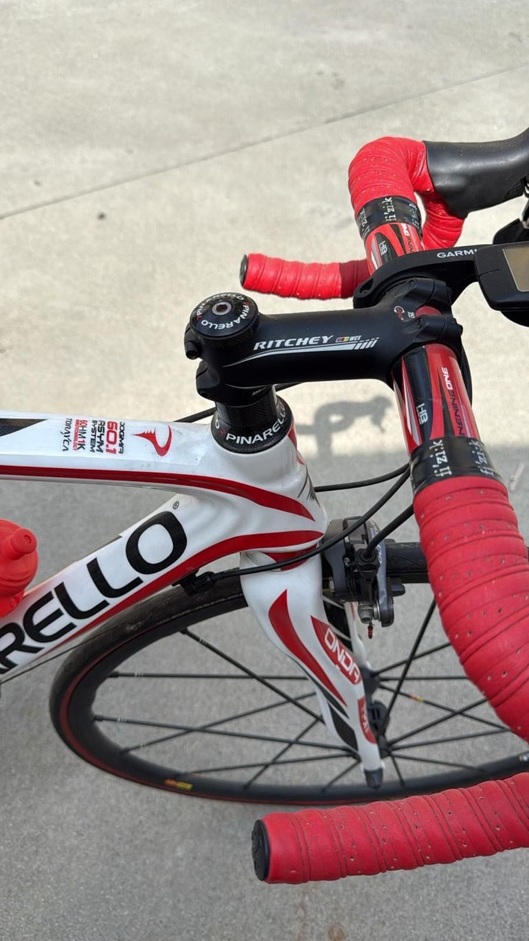 Used Pinarello Dogma 60.1 Di2 Frameset 2011 2011 Road & Gravel, Bianco — image 4 of 11