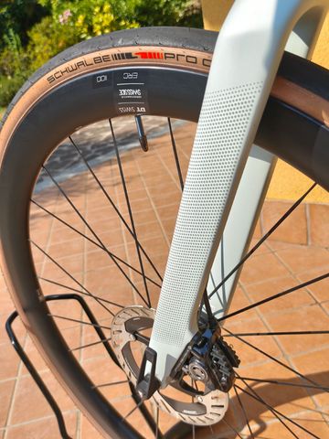 Gebrauchtes Canyon Endurace CFR Di2 2026 2026 Road & Gravel, Weiß — Bild 11 von 14