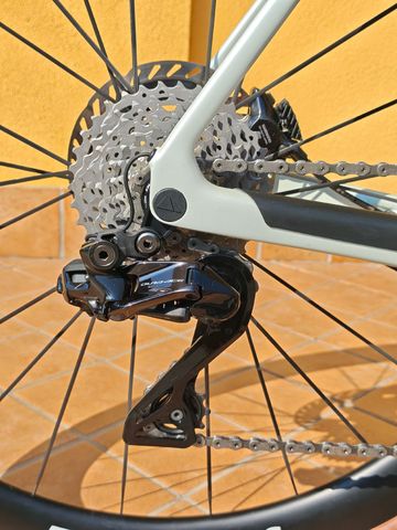 Gebrauchtes Canyon Endurace CFR Di2 2026 2026 Road & Gravel, Weiß — Bild 4 von 14