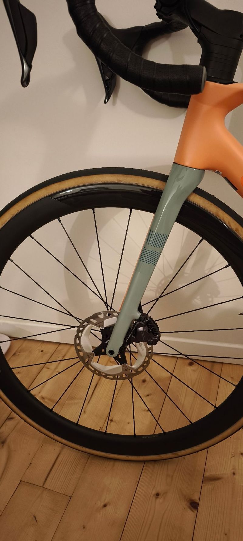 Tweedehands Orbea ORCA M20iLTD 2024 2024 Road & Gravel — afbeelding 5 van 11