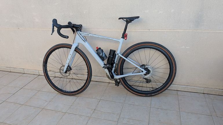 Used Cannondale Topstone Carbon 2 L 2023 2023 Road & Gravel, White — image 2 of 5