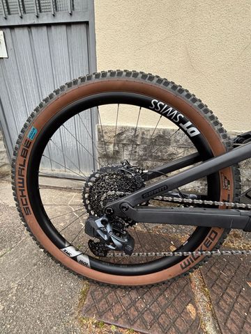 Canyon Neuron CF 9 SL 2024 2024 Mountainbike de segunda mano, Verde — imagen 5 de 8