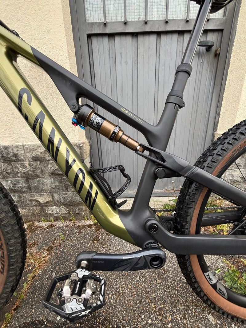 Canyon Neuron CF 9 SL 2024 2024 Mountainbike de segunda mano, Verde — imagen 2 de 8