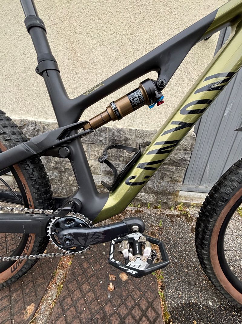 Canyon Neuron CF 9 SL 2024 2024 Mountainbike de segunda mano, Verde — imagen 8 de 8