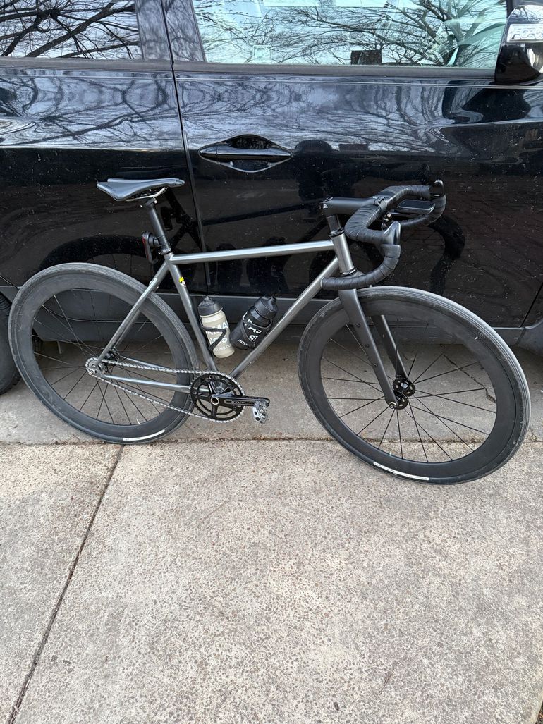 Used squid Squid Custom Single Speed / Fixed Gear 2023 Road & Gravel, Light Gray — image 2 of 3