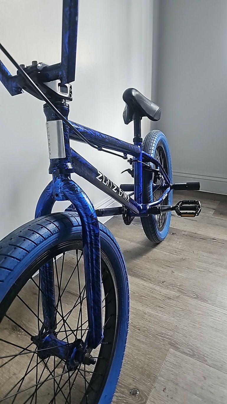 Used EliteBmx EliteBmx Custom Youth, Blue — image 11 of 12