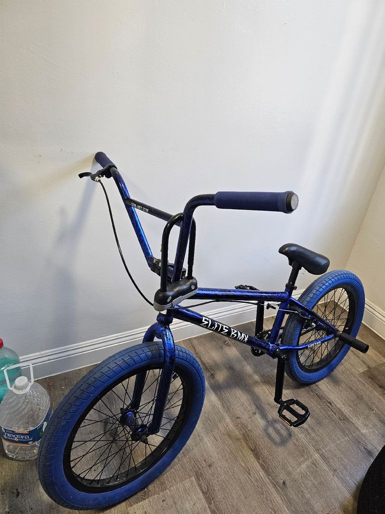 Used EliteBmx EliteBmx Custom Youth, Blue — image 3 of 12